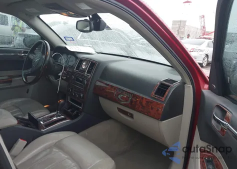 2007 Chrysler 300C from USA, damaged, VIN 2C3KA63H17H786850